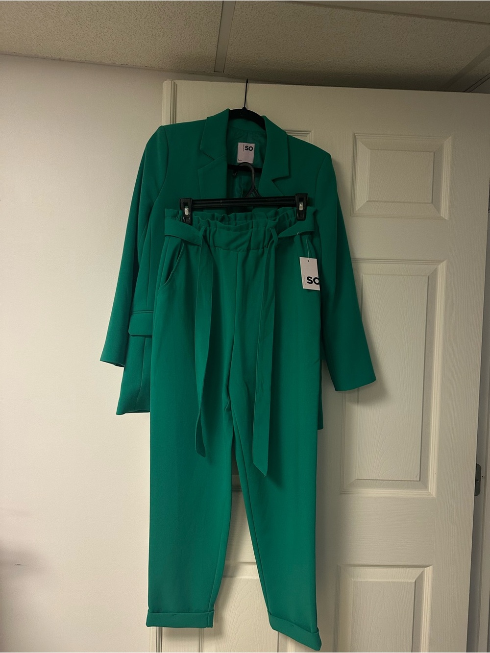 Kohl's SO Emerald Green Paperbag Waist Pants